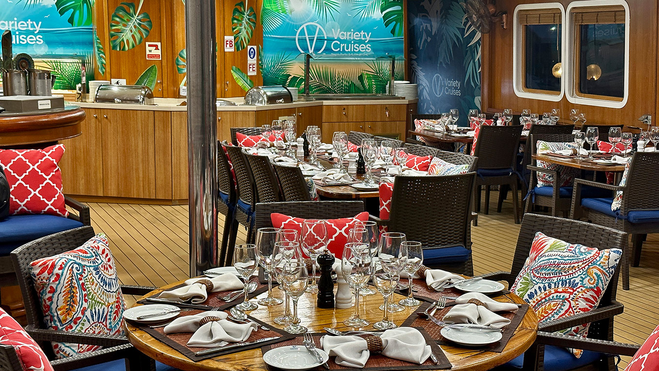 MS PANORAMA II VARIETY CRUISES VELERO ISLAS SOCIEDAD VELERO BORA BORA CRUCEROS TAHITI CRUCEROS EN BARCO PEQUEÑO VELERO CRUCEROS VIAJES DE NOVIOS CRUCEROS DE LUJO CRUCEROS POCOS PASAJEROS #VarietyCruises #Moorea #IslasSociedad #Tahiti #BoraBora #BoraBoraCruises #LunaDeMiel #LunasDeMiel #ViajesDeNovios #Cruceros #Creuers #Bidaiak